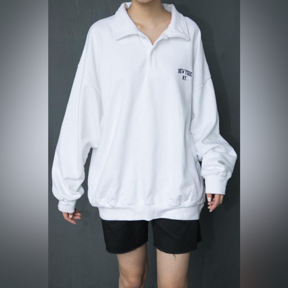 Brandy Melville Archer New York Sweatshirt